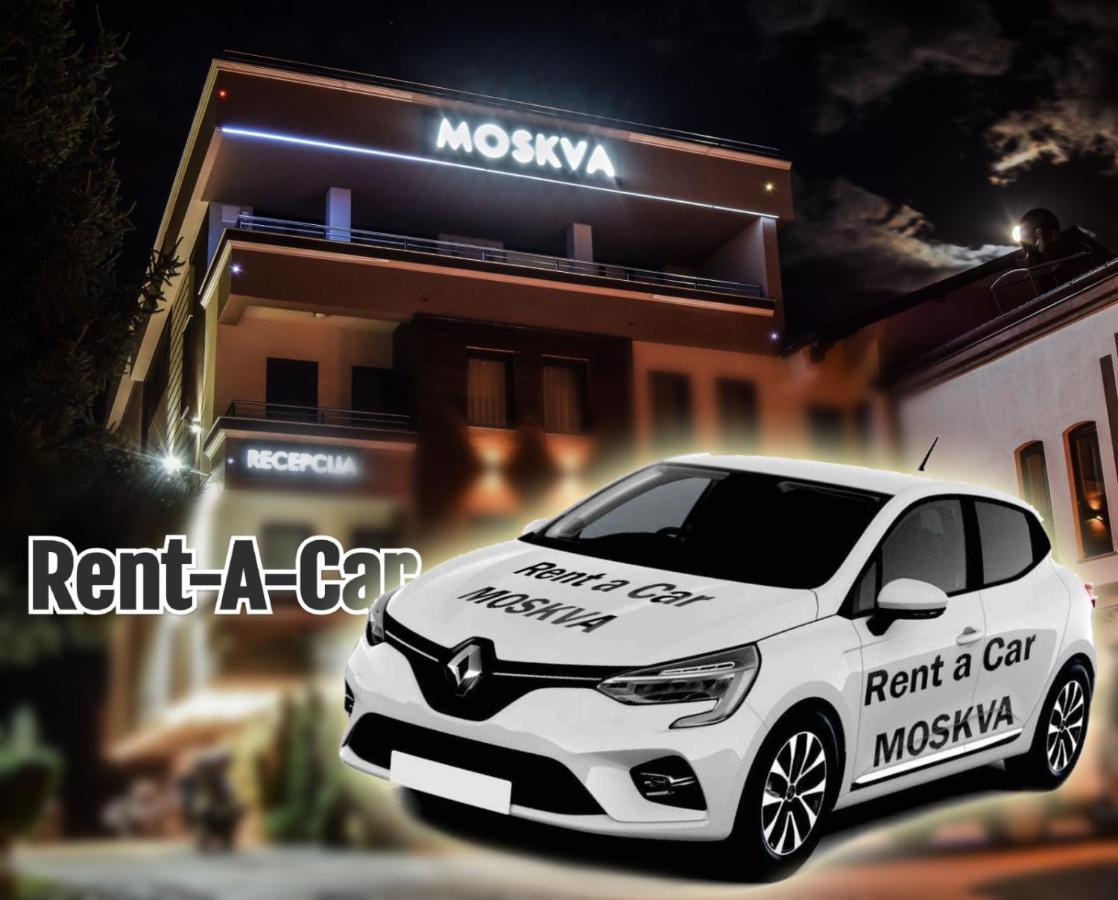 Hotel Moskva บันยาลูกา ภายนอก รูปภาพ
